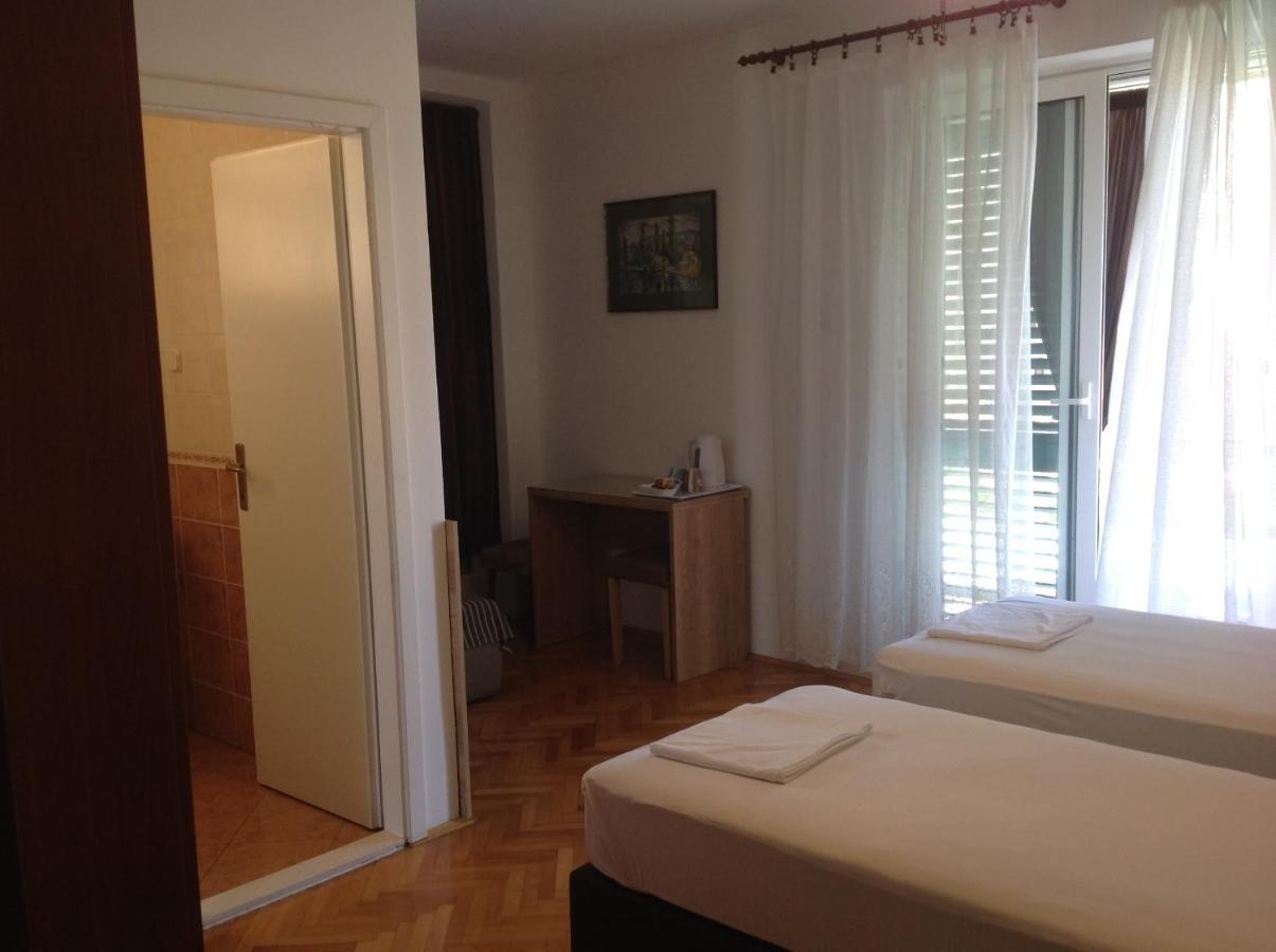 Bed & Breakfast Batosic Makarska Exterior foto