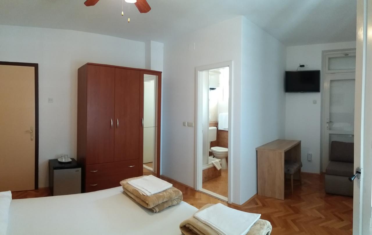 Bed & Breakfast Batosic Makarska Exterior foto